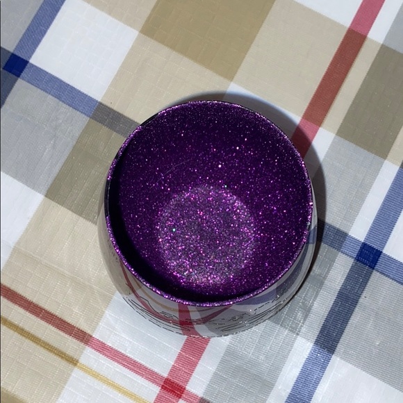 Accessory holder - Picture 2 of 3